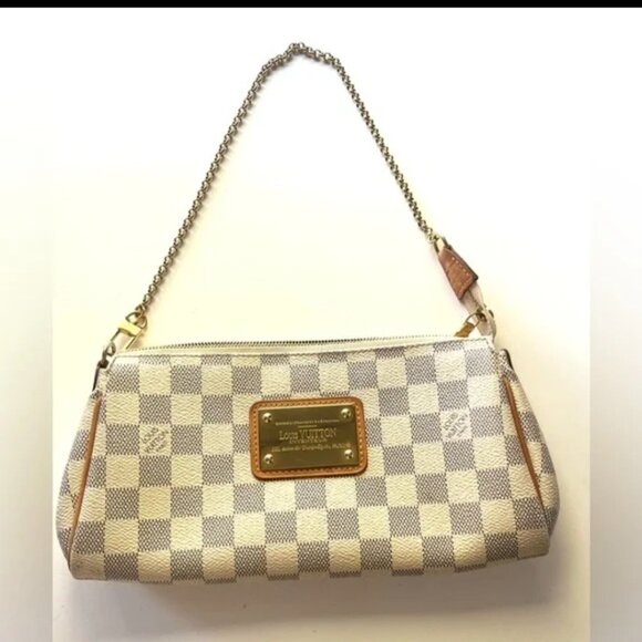EVa Clutch - Picture 1 of 8